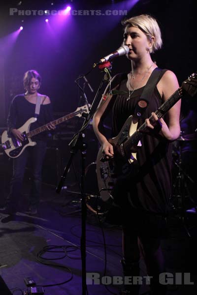 WARPAINT - 2010-05-20 - PARIS - La Maroquinerie - 